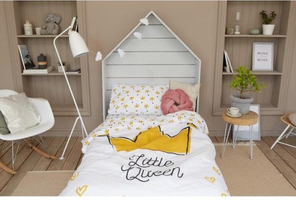Постельное белье "Этель" 1.5 сп Little queen 143*215 см, 150*214 см, 50*70 см -1 шт,100% хл, бязь